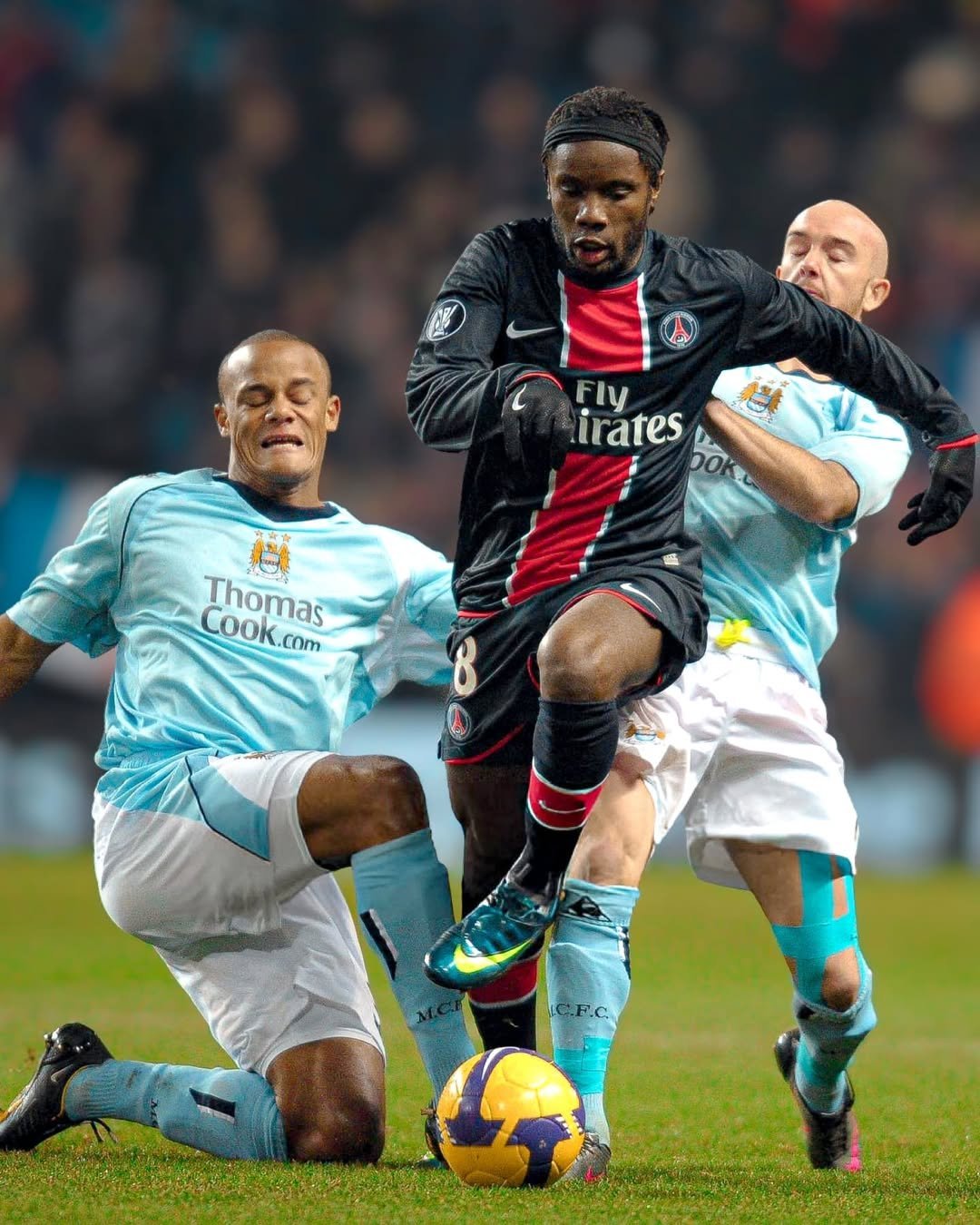 曼城力阻对手进攻，瑟尔吉奥致命一击，掌声雷动