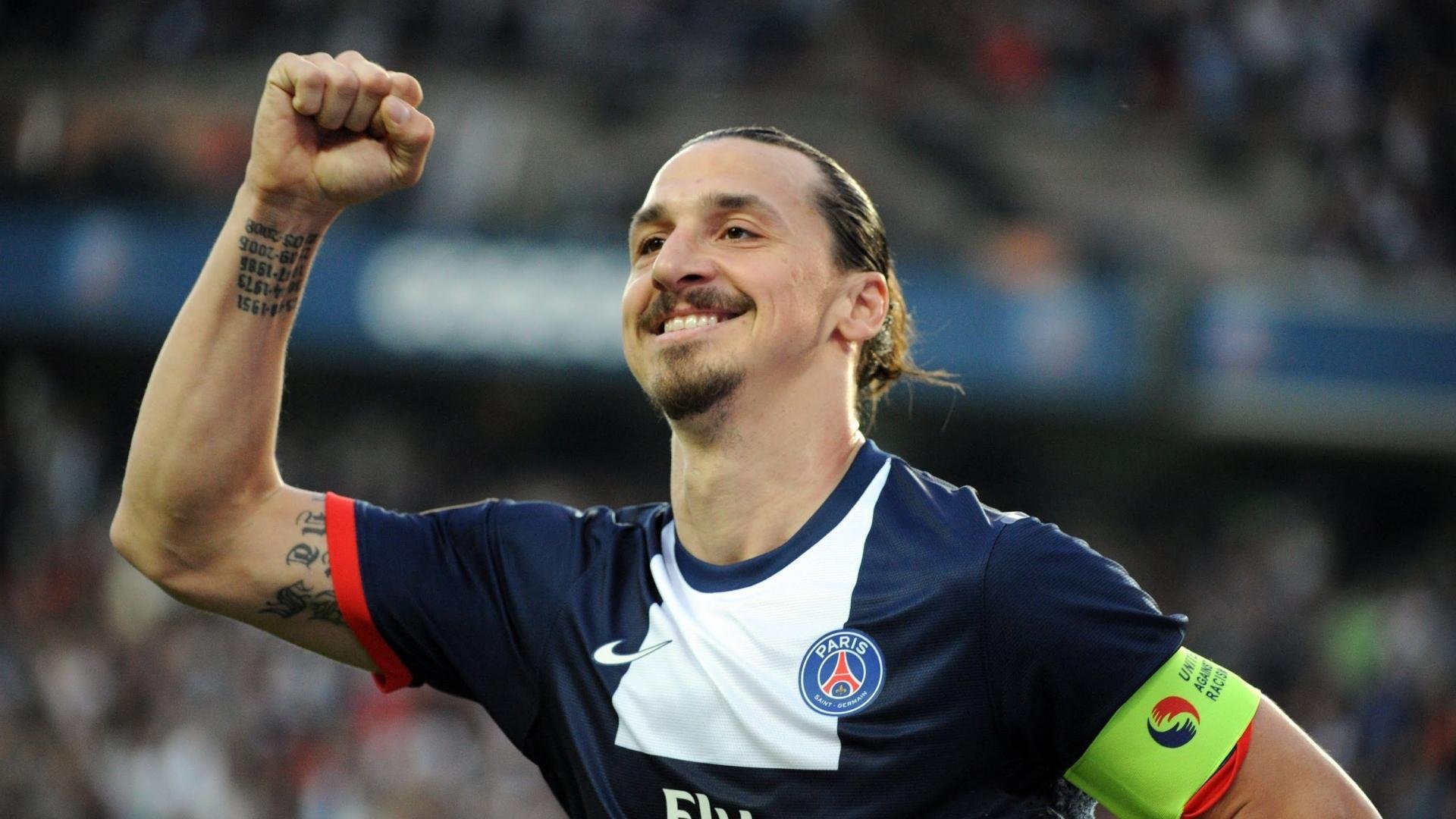 火力对垒！奥斯梅恩连续破门独领风骚，尤文压制米兰揭开意甲新格局